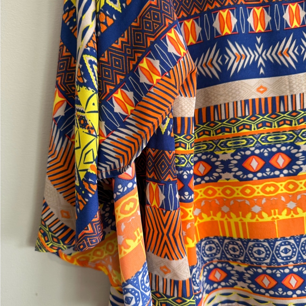 Signature Studio Multicolor Geometric Blouse - Picture 6 of 8